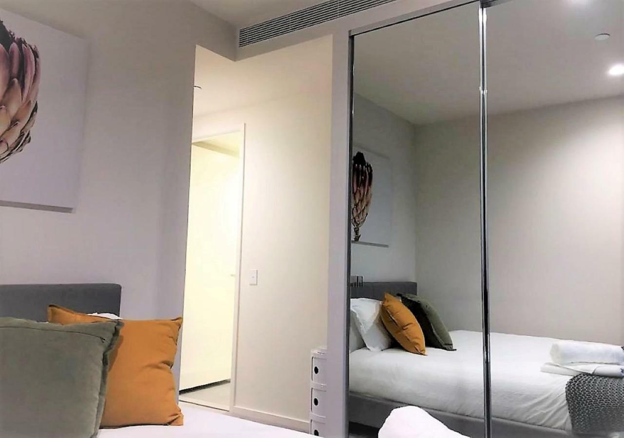 Readyset Apartments On Southbank Boulevard Melbourne Luaran gambar